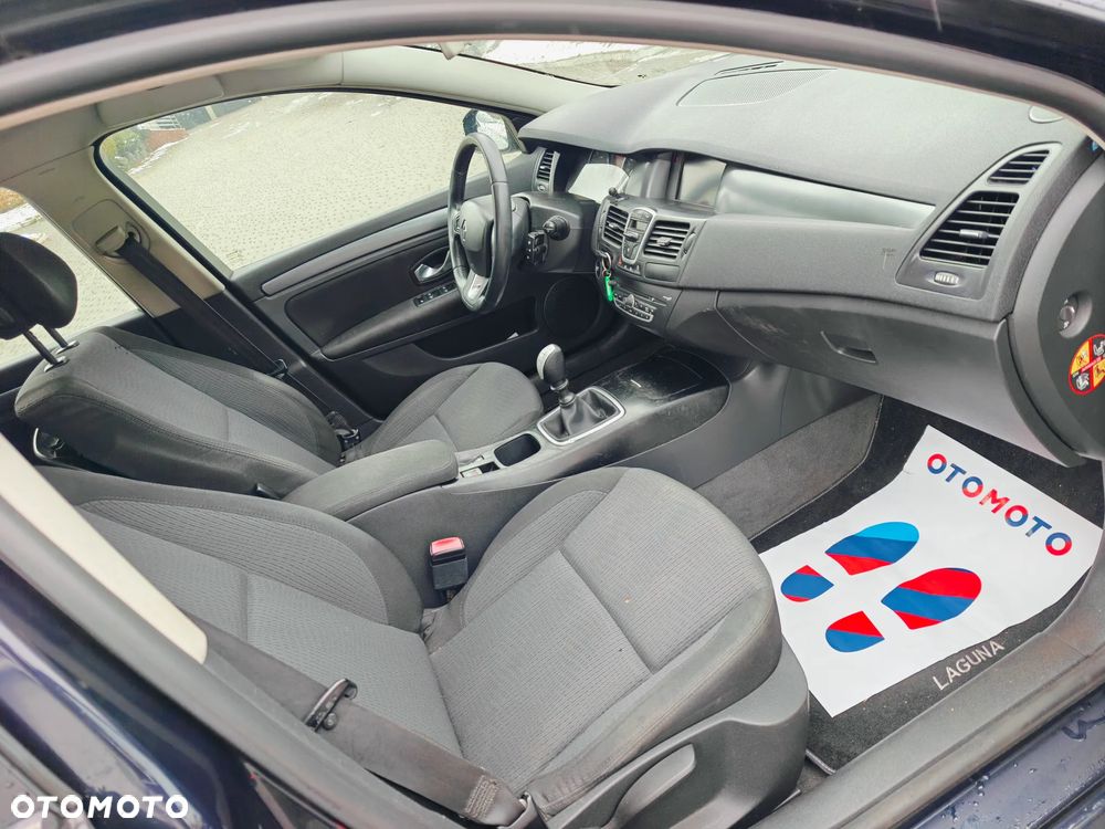 Renault Laguna 2.0 dCi FAP Initiale - 17