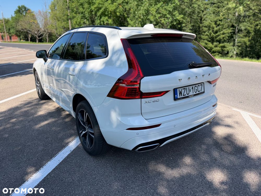 Volvo XC 60 D5 SCR AWD R-Design - 16