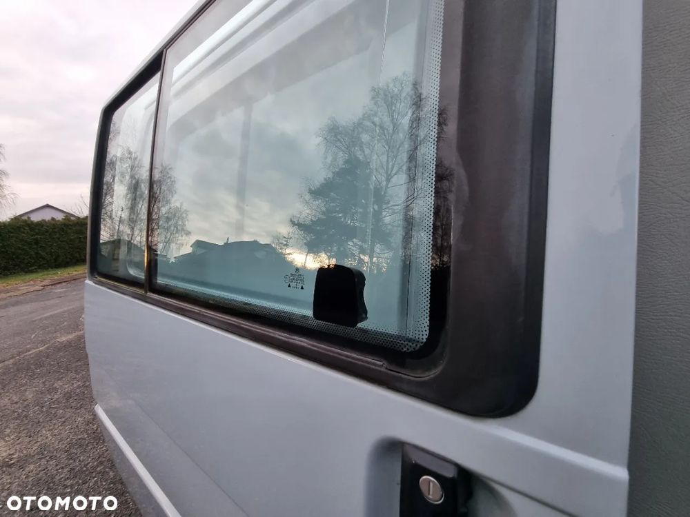 Volkswagen Transporter Mixt - 16