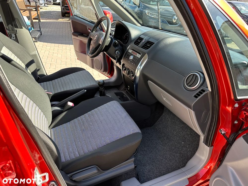 Suzuki SX4 - 21