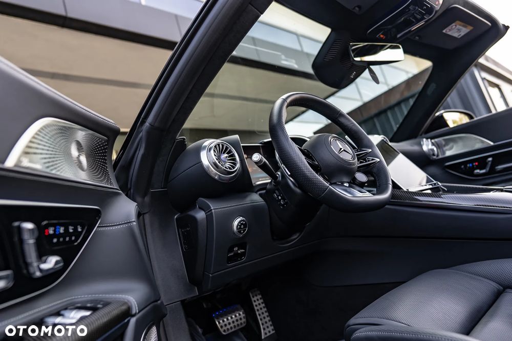 Mercedes-Benz SL AMG 63 4-Matic+ - 27