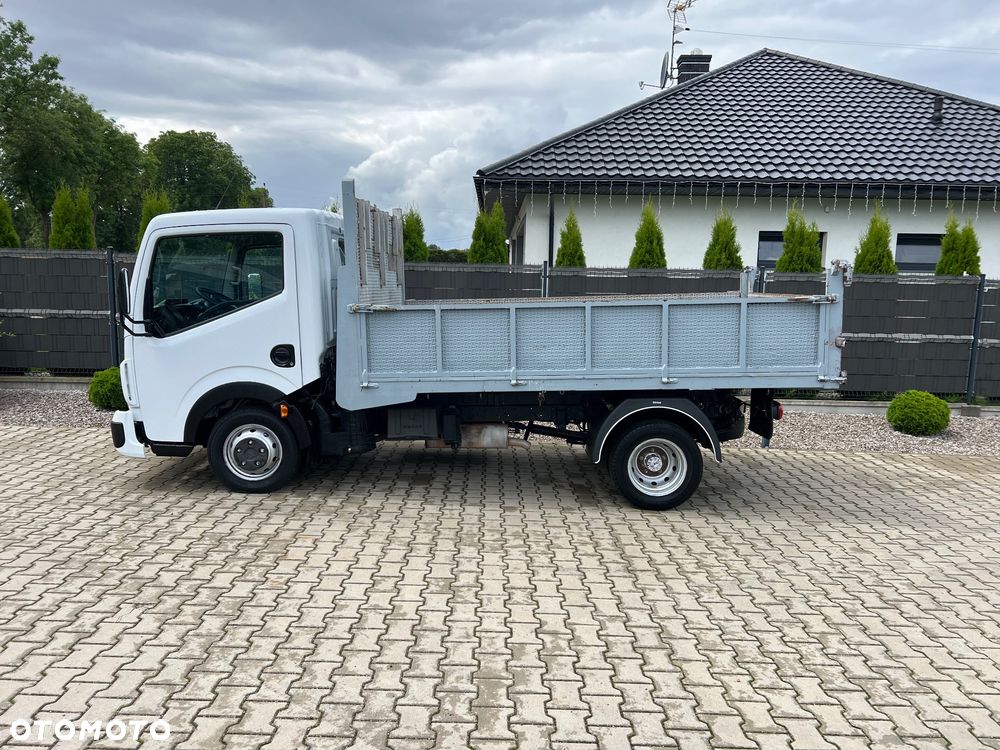 Renault Maxity - 41