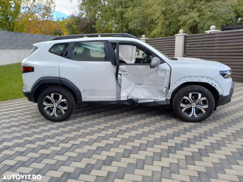 Dacia Duster TCe 100 2WD Celebration - 3