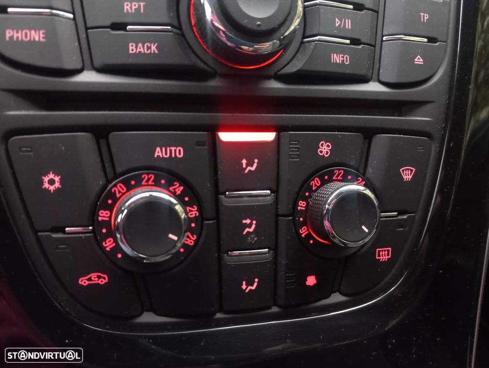 Opel Astra 1.6 CDTI Cosmo S/S J18 - 25