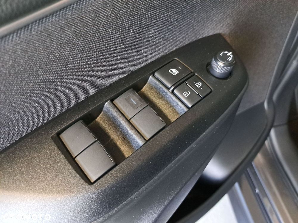 Toyota Yaris Hybrid 1.5 Style - 36