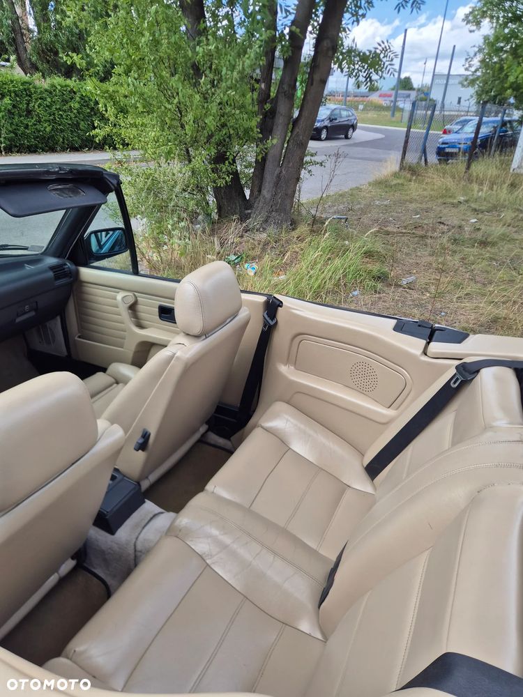 BMW Seria 3 320i - 13