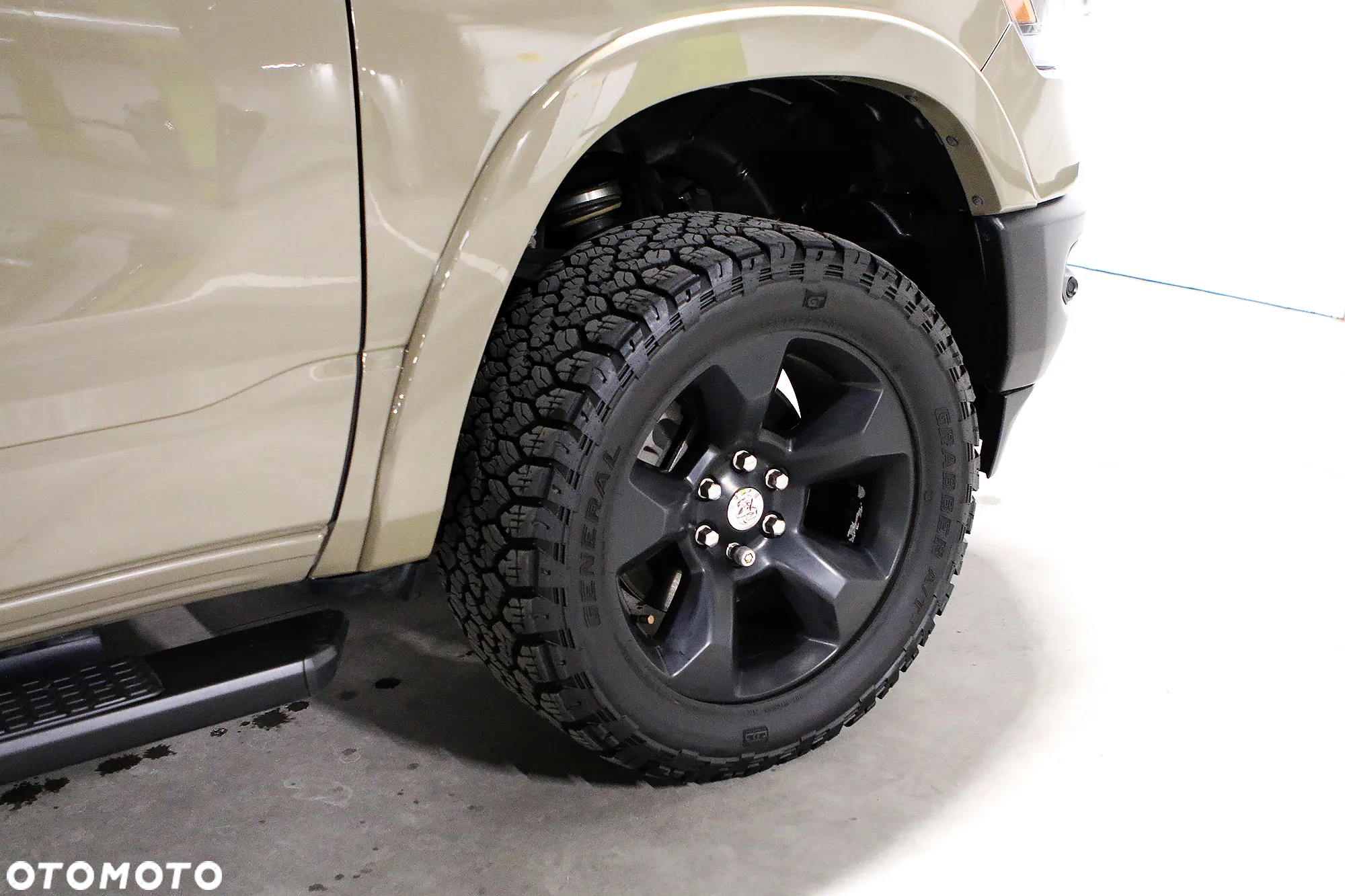 Dodge RAM 1500 5.7 4x4 - 9