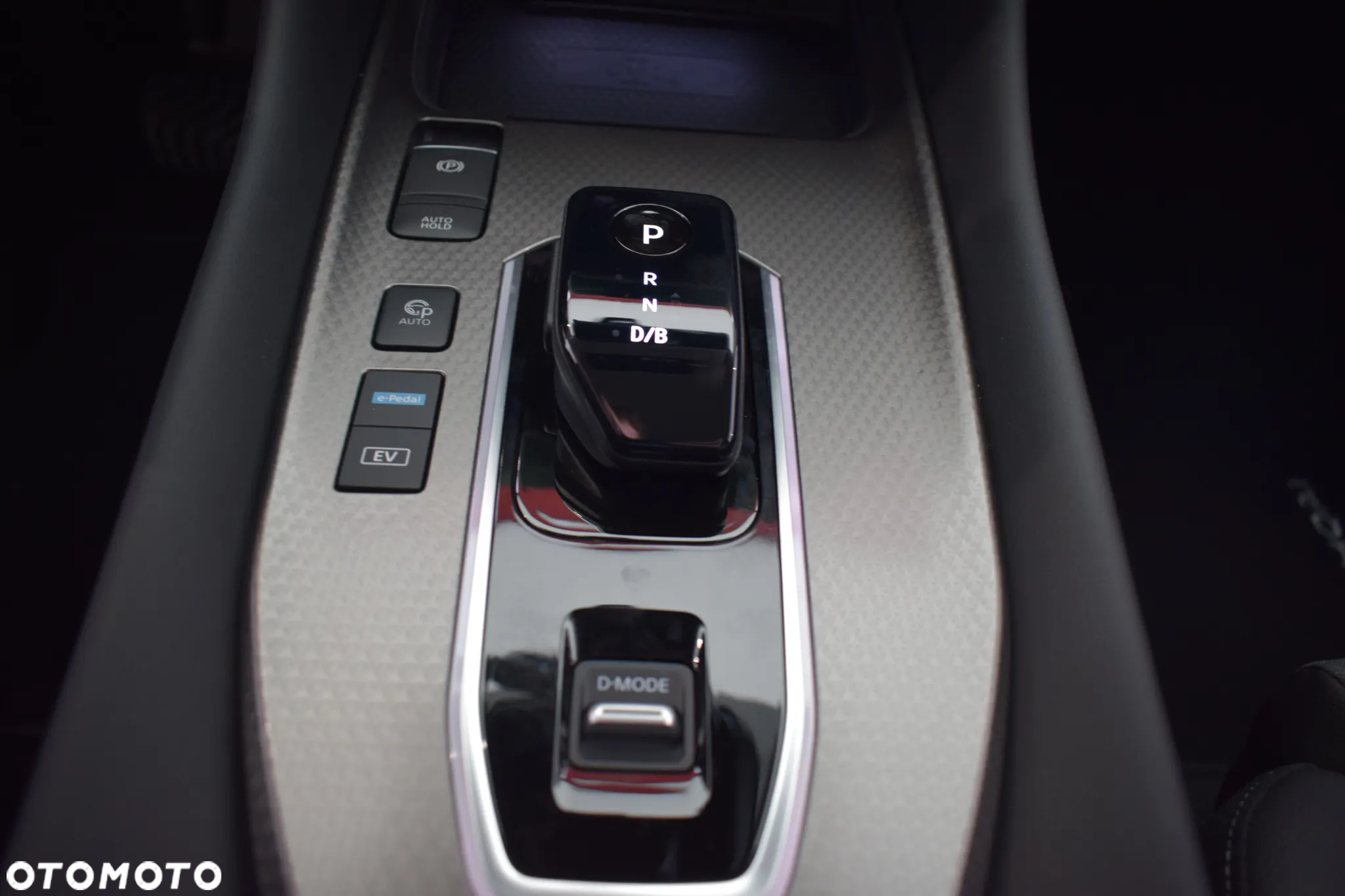 Nissan Qashqai 1.5 e-POWER N-Connecta - 12