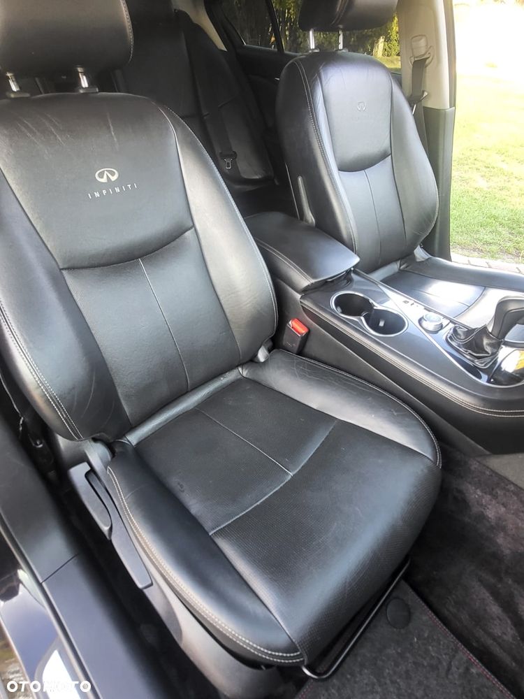 Infiniti Q50 - 29