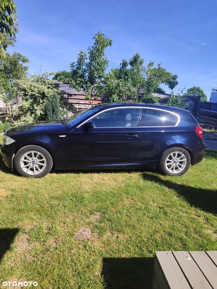BMW Seria 1 - 15