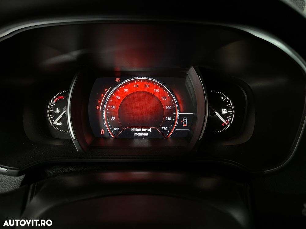 Renault Megane 1.5 dCI EDC Zen - 11