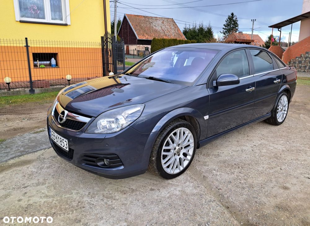 Opel Vectra 1.9 CDTI Cosmo - 2