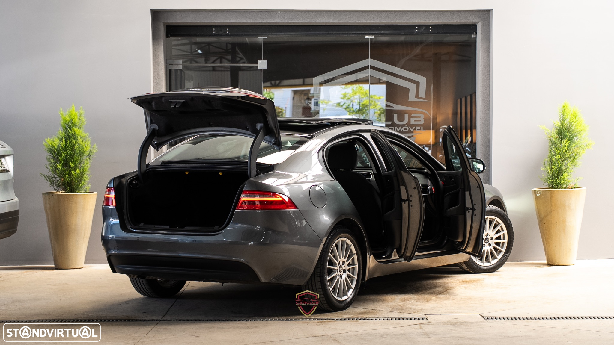 Jaguar XE 2.0 D Pure Aut. - 6