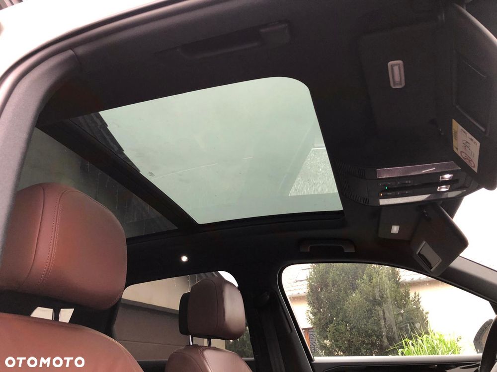 Volkswagen Touareg 3.0 V6 TDI SCR 4Mot R-Line - 11