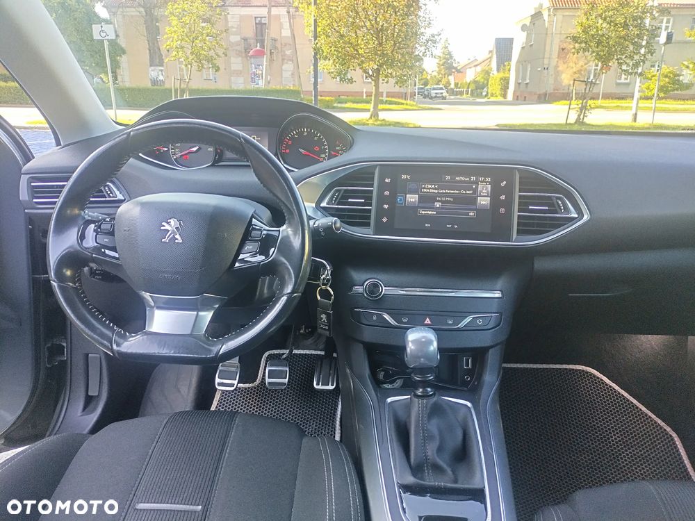Peugeot 308 e-HDi 115 Stop & Start Allure - 8