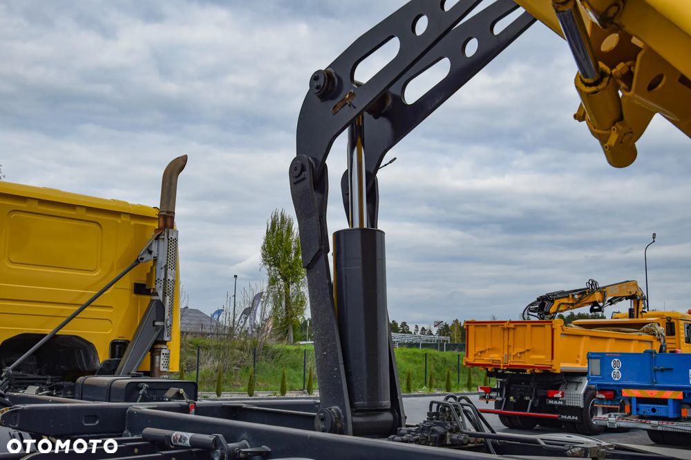 Scania P410 / 8x4 / EURO 6 / WYWROTKA / HYDROBURTA / AUTOMAT / KAMERA COFANIA / NAWIGACJA / HAK / NISKI PRZEBIEG / SERWISOWANY / SPROWADZONY - 26