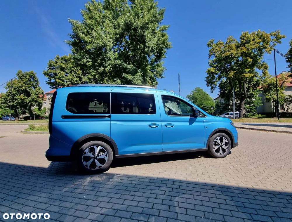 Ford Tourneo Connect Grand - 10