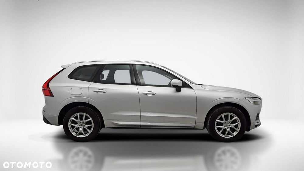 Volvo XC 60 B4 B Momentum - 6