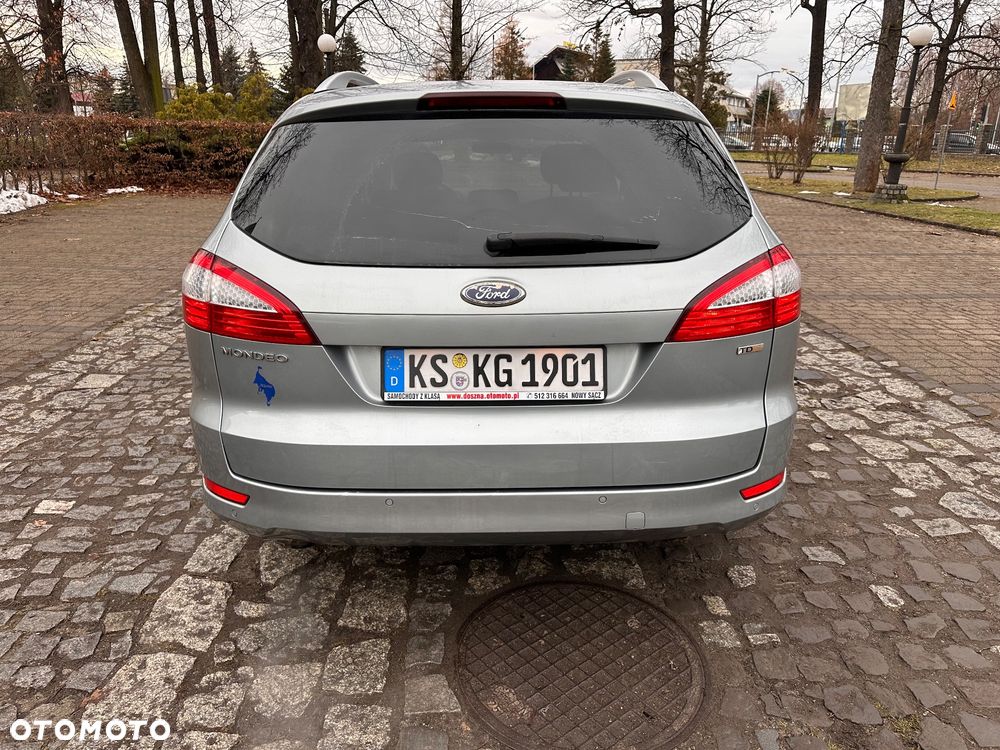 Ford Mondeo 2.0 TDCi Concept - 26