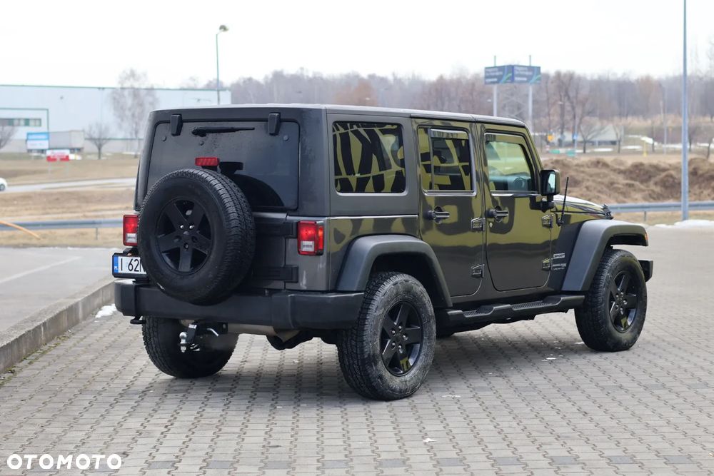 Jeep Wrangler - 2