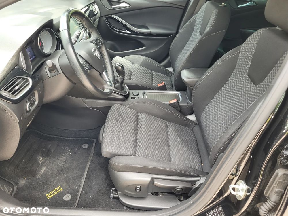 Opel Astra 1.4 Turbo Start/Stop 120 Jahre - 12