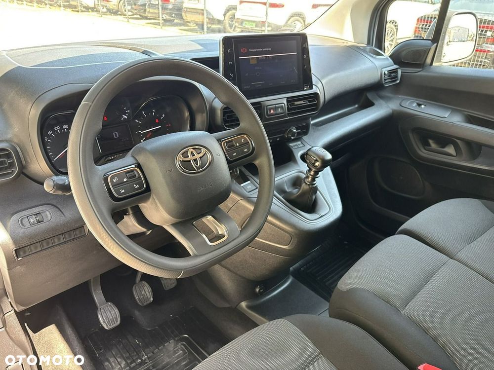 Toyota Proace City - 12