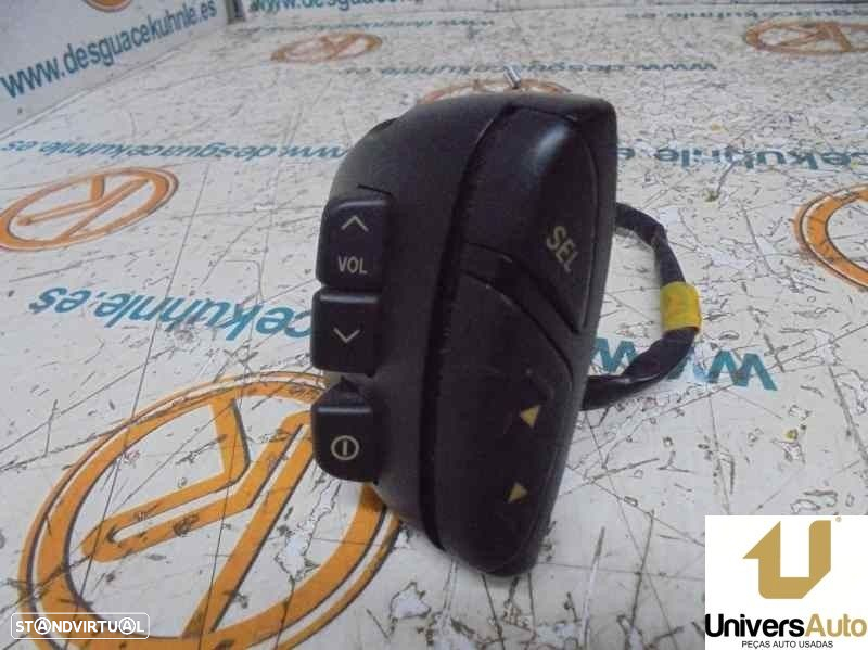 COMANDO VOLANTE TOYOTA COROLLA VERSO 2002 -8623013010 - 7