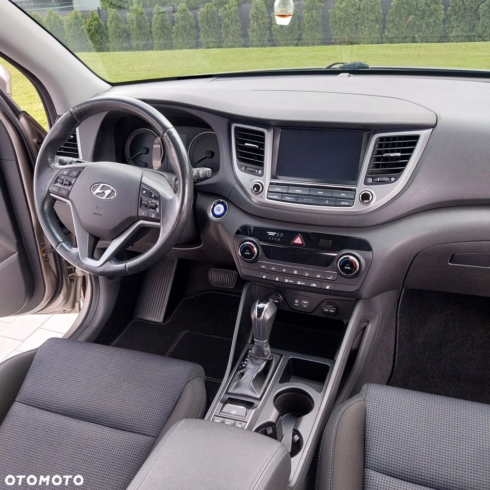 Hyundai Tucson 1.7 CRDI BlueDrive Style 2WD DCT - 22