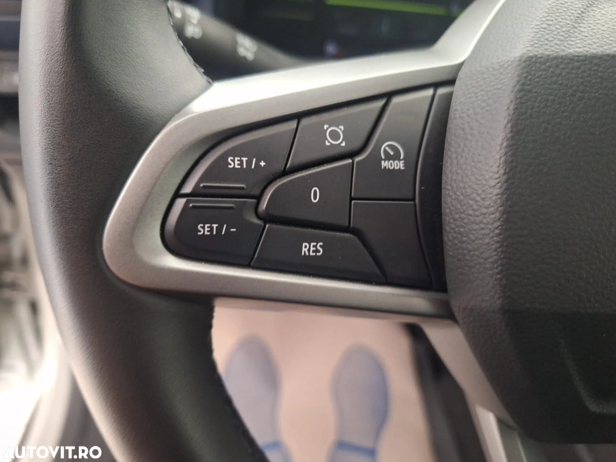Dacia Duster HEV 140 Journey - 13