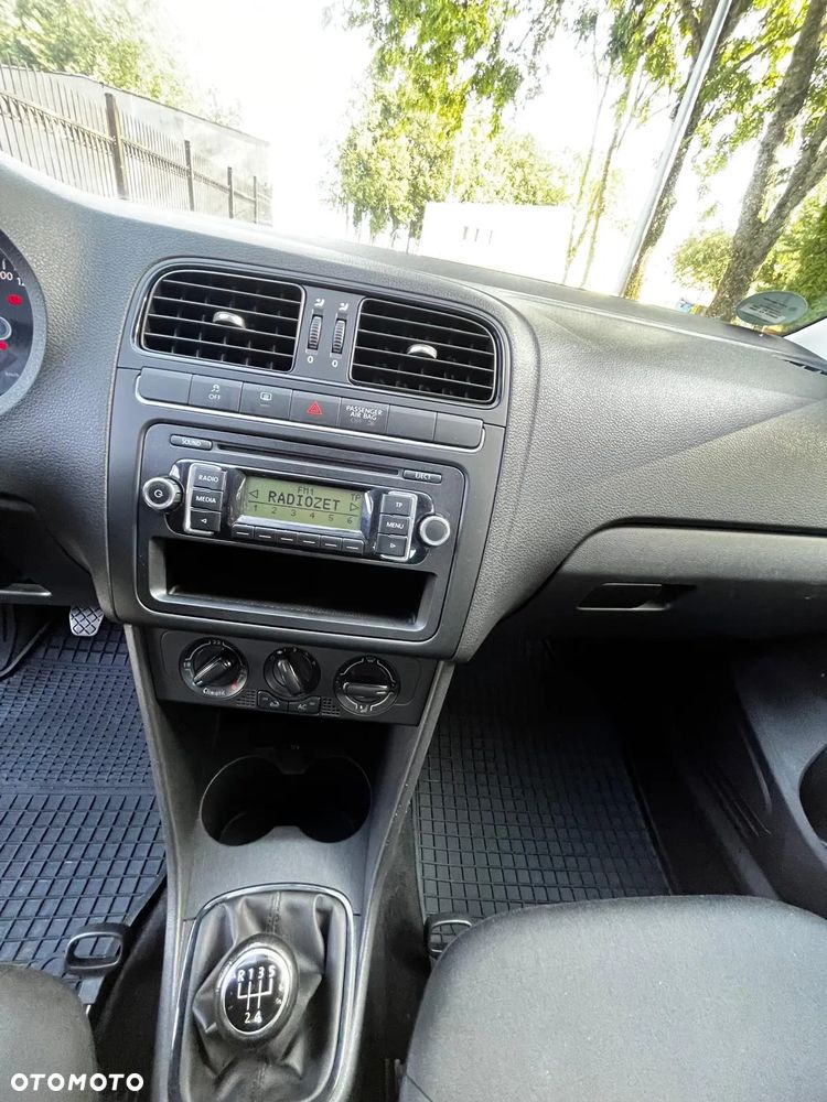Volkswagen Polo - 16