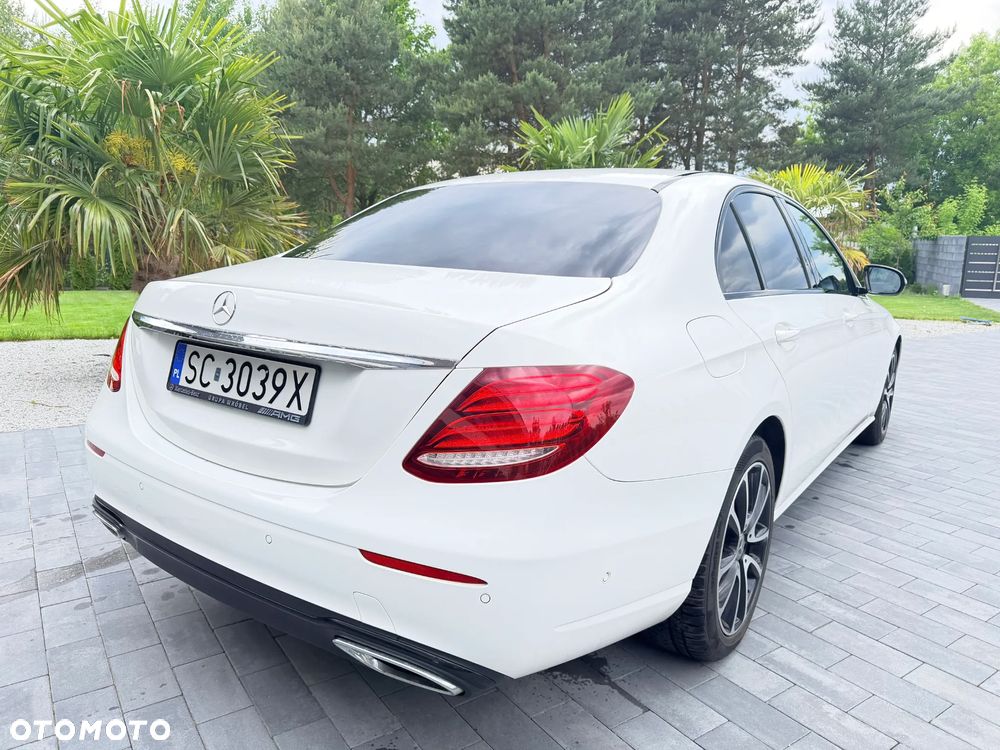 Mercedes-Benz Klasa E 220 d 4-Matic - 5