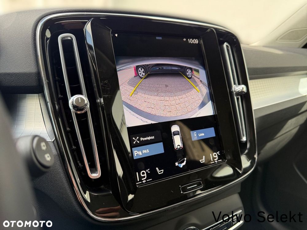 Volvo XC 40 - 21