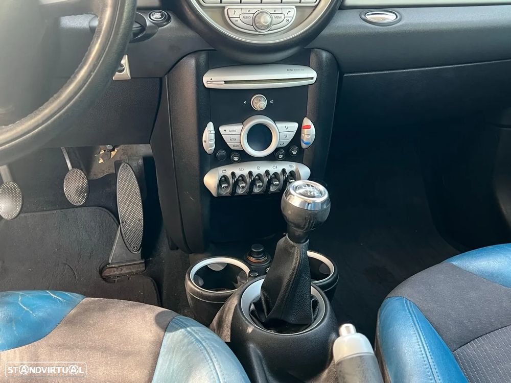 MINI 3 Portas Cooper D - 10