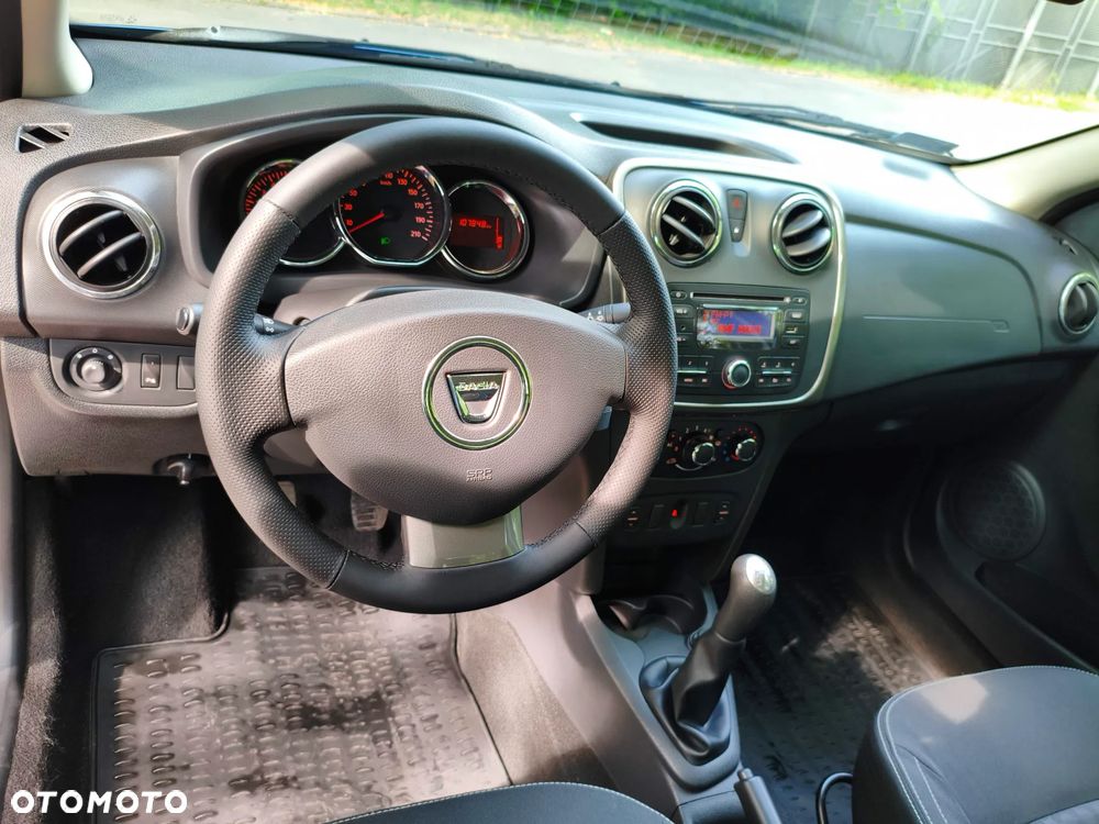 Dacia Logan 1.2 16V Laureate - 5
