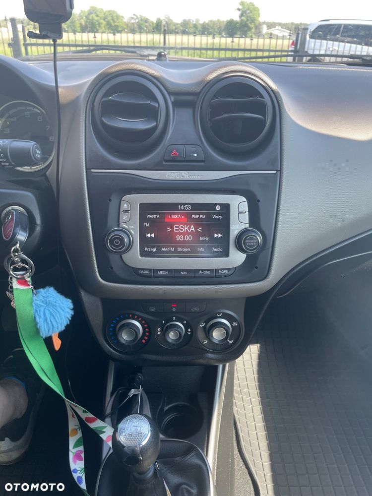 Alfa Romeo Mito 1.4 8V - 13
