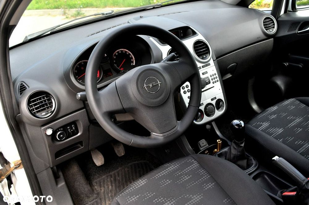Opel Corsa - 6