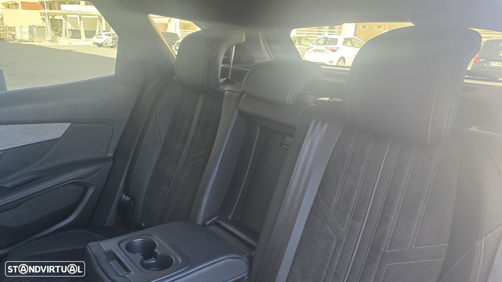 Peugeot 3008 1.5 BlueHDi GT Pack EAT8 - 19