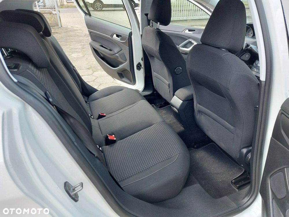 Peugeot 308 1.2 PureTech Allure S&S EAT6 - 13