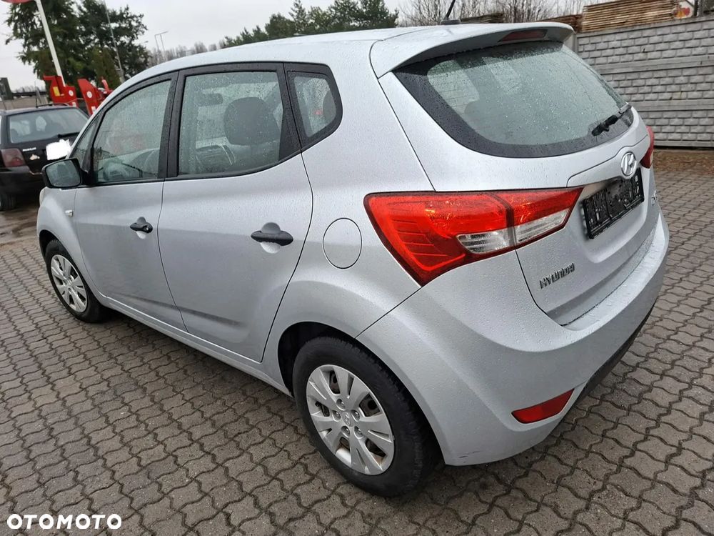 Hyundai ix20 1.4 Classic + - 8