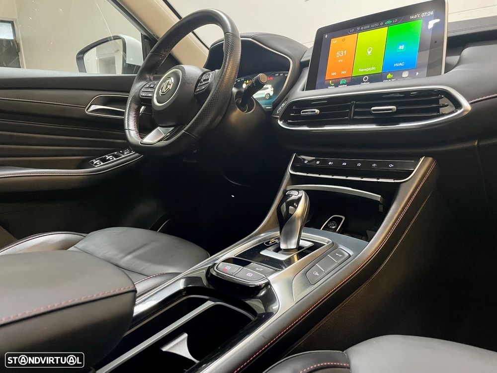 MG EHS 1.5 T-GDI Plug-in Hybrid Luxury - 31