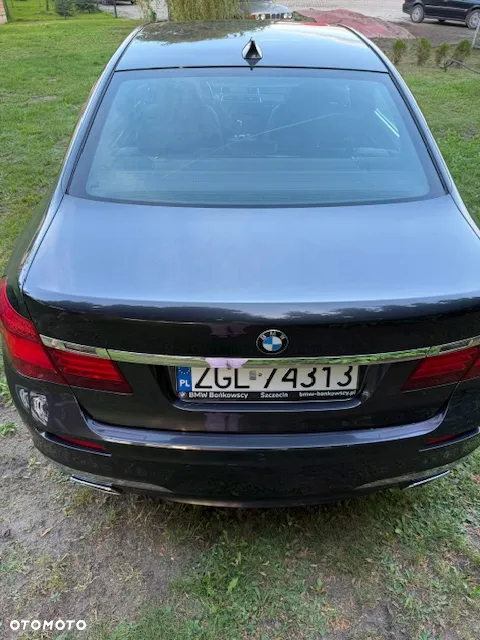 BMW Seria 7 740d xDrive - 9