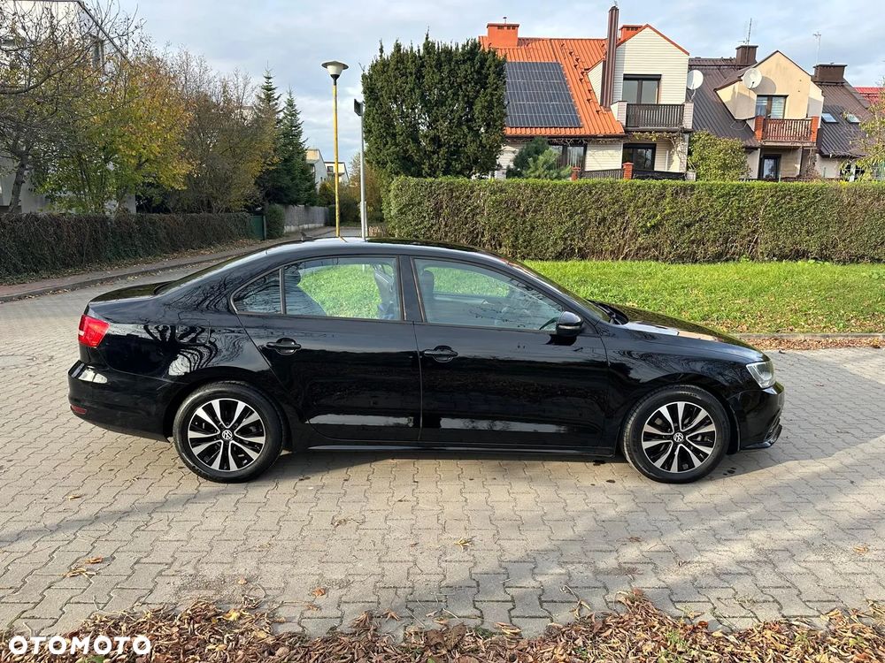 Volkswagen Jetta 2.0 TDI DPF BMT Comfortline - 11