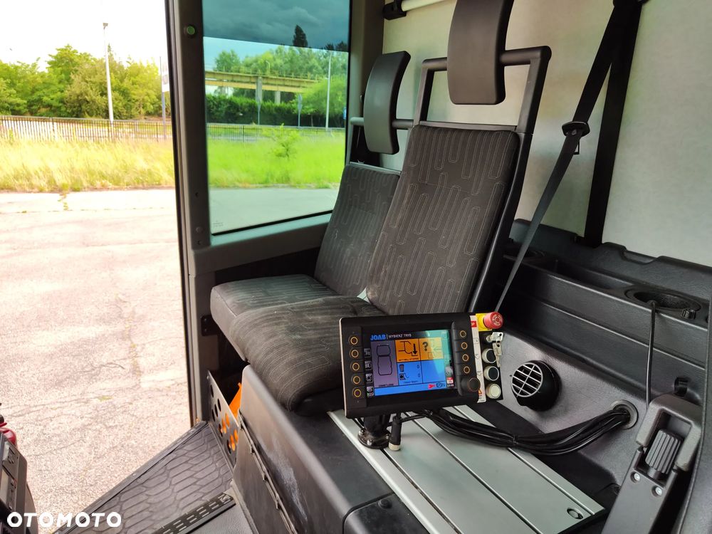 Mercedes-Benz Econic 2630 - 7