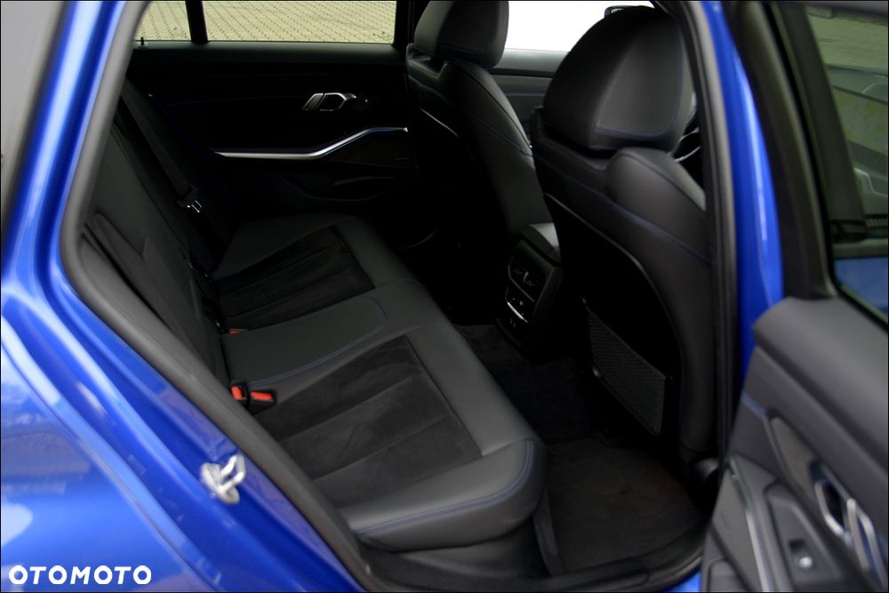 BMW Seria 3 320d M Sport Shadow sport - 23