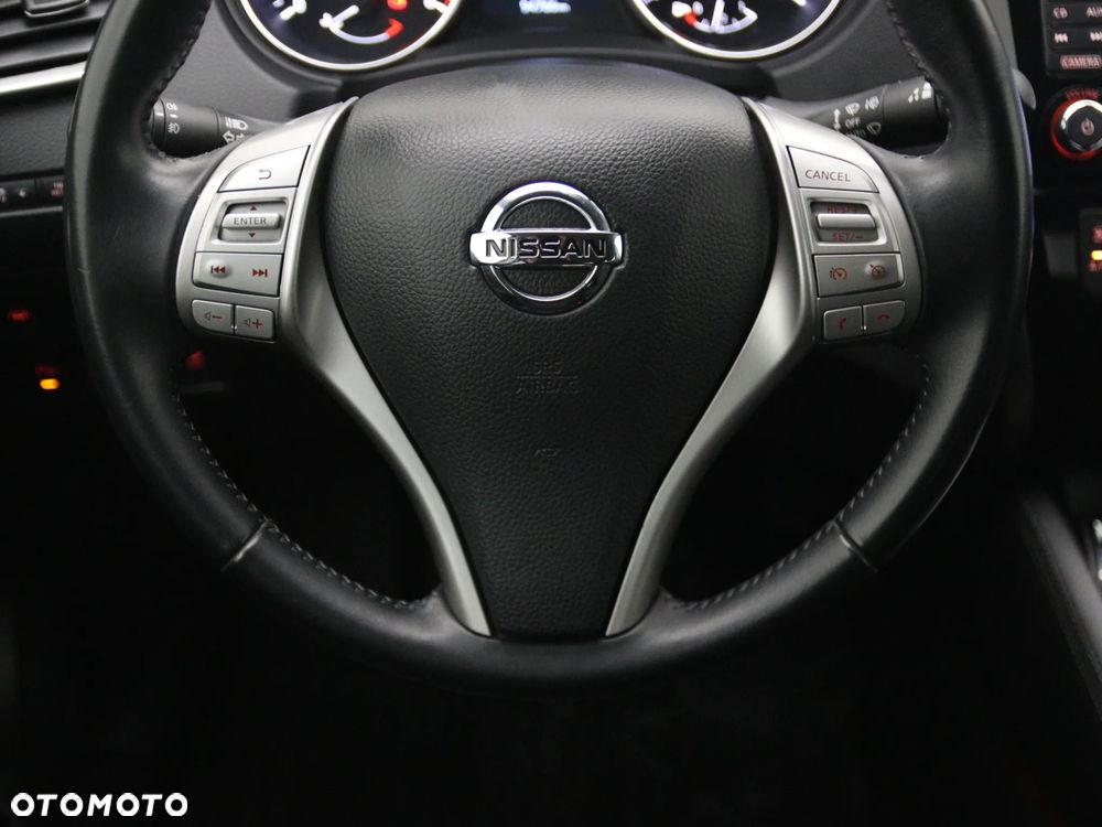 Nissan Qashqai 1.2 DIG-T N-Vision - 20