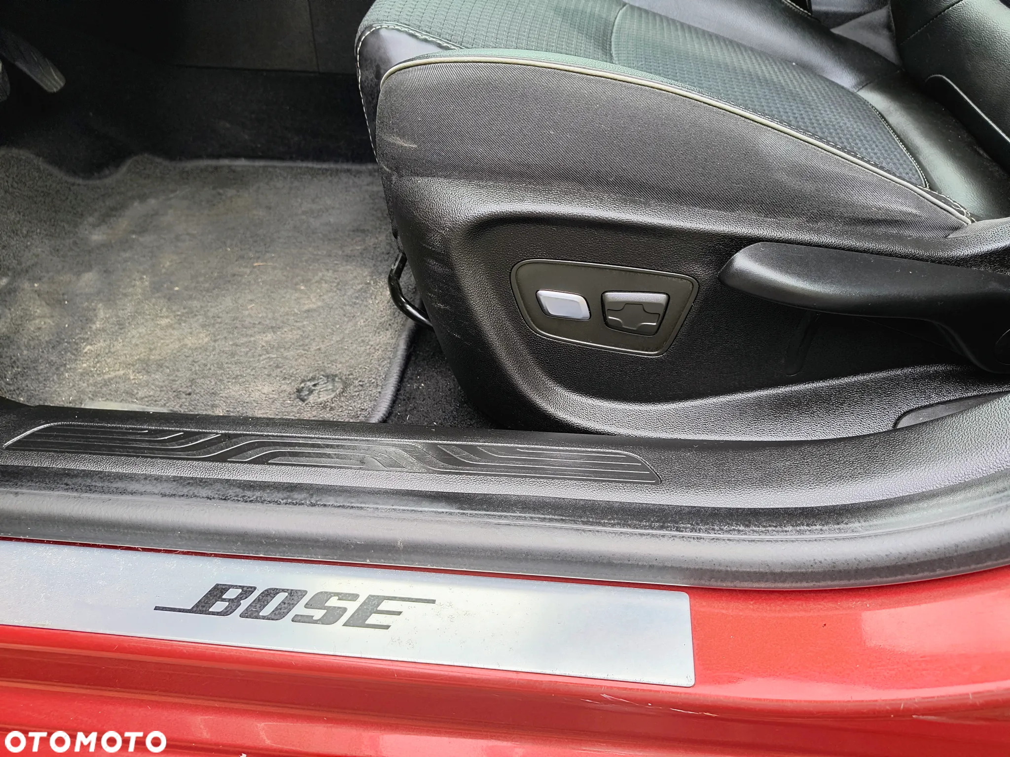 Renault Megane Grandtour ENERGY TCe 130 BOSE EDITION - 6