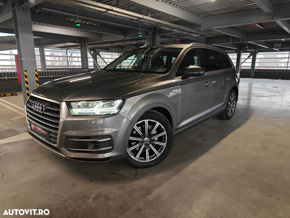 Audi Q7 - 1