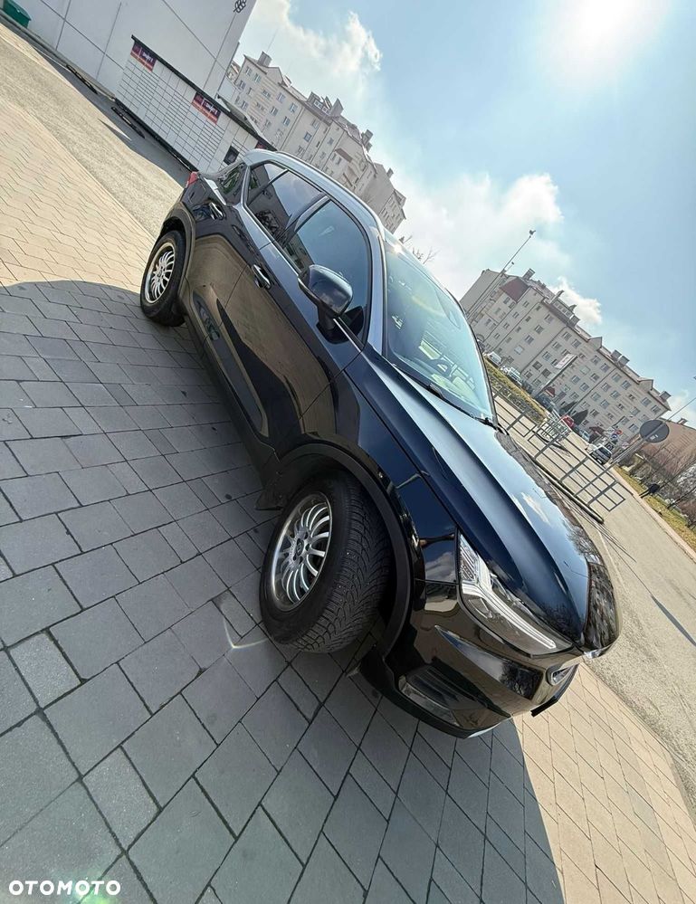 Volvo XC 40 D4 AWD R-Design (Intro Edition) - 2