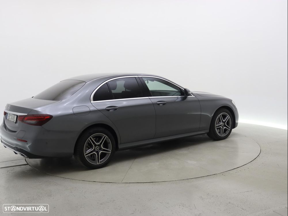 Mercedes-Benz E 300 de AMG Line - 7