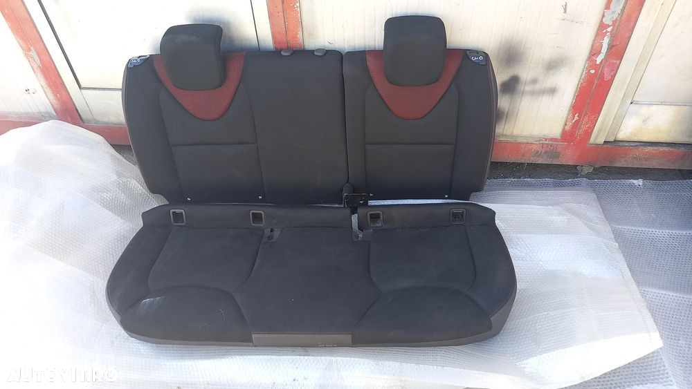 Banchete spate Renault Clio 2017 - 7